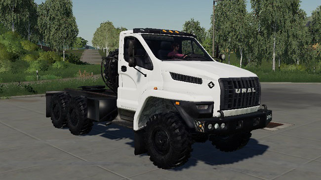 Мод грузовик Урал Next v1.0 для FS19 (1.1.x)