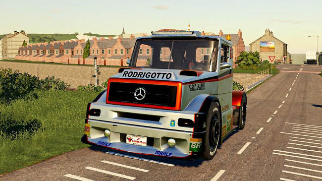 Мод Mercedes Benz Formula Truck v1.0.0.0 для FS19 (1.6.x)