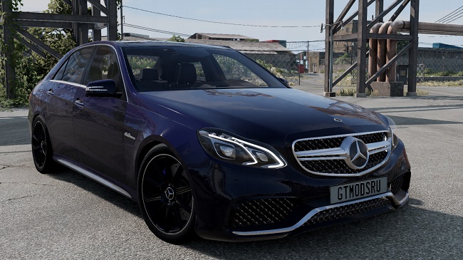 Mercedes-Benz E63-Series AMG (W212) v1.0