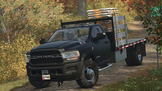 Dodge Ram 5500 Stakebed FS25 v1.0.0.0